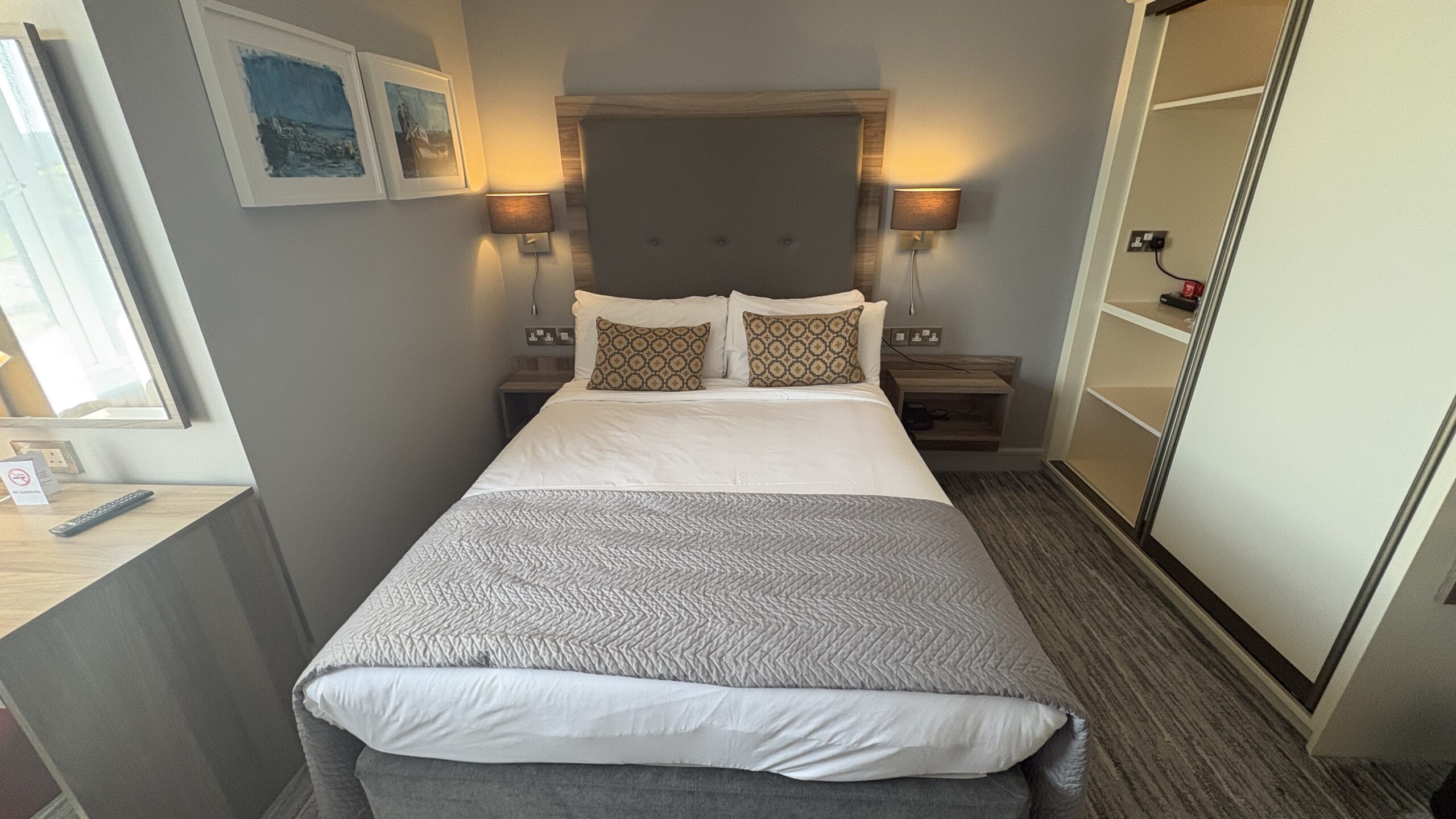 Accessible guest room with accessible facilities